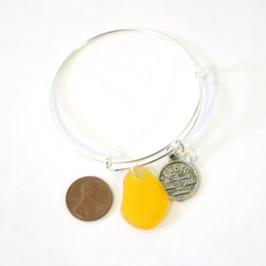 Silver Libra Bracelet - Yellow Sea Glass, Swarovski Teardrop and Antique Silver - Simple Zodiac Accessory - One Size Fits All - Zodiacharm - Clay Space