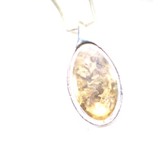 Load image into Gallery viewer, Anh Lovers Flower Petals Necklace